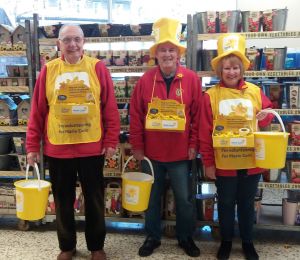170224 Collecting for the Marie Curie Daffodil appeal 